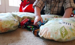 Wie ich mein Stillkissen wirklich benutze 