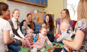 Babysicheres Zuhause für das erste Jahr 