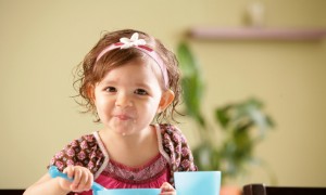 Vitamine und Mineralstoffe für gesunde Kleinkinder 