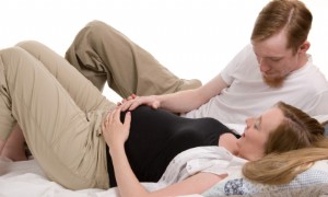 Komfortpositionen für Wehen und Geburt 