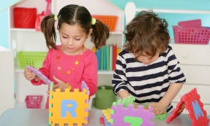 Kognitive Entwicklung von Kleinkindern von 30-36 Monaten 