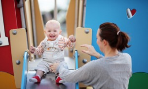 Soziale und emotionale Entwicklung von Kleinkindern von 12-18 Monaten 