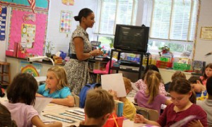 Teacher Appreciation Week:10 Möglichkeiten, den Lehrer Ihres Kindes zu feiern 