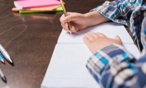 Sollten Schulen Hausaufgaben abschaffen? 