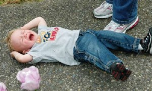 So disziplinieren Sie Ihr Kleinkind überall:10 einfache Möglichkeiten, mit dem Wutanfall Ihres Kindes umzugehen 