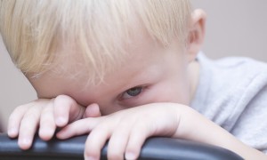 Alter-für-Alter-Leitfaden, um Ihrem schüchternen Kind zu helfen, sich zu entfalten 