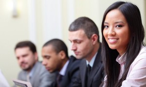 Vom Spucktuch zur Aktentasche:12 Tipps für frischgebackene Mütter, die wieder in den Beruf zurückkehren