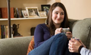 7 Dinge, die Sie mit Ihrem Sommersitter oder Ihrer Nanny besprechen sollten 