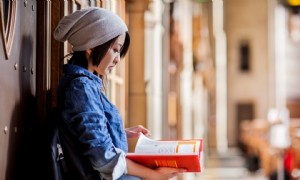 6 Tipps für die Vereinbarkeit von Schule und Care-Job 