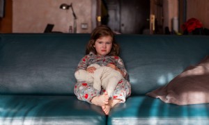 „Ich vermisse meine Mama und meinen Papa!“:7 Tipps zum Babysitten eines Kindes mit Trennungsangst 