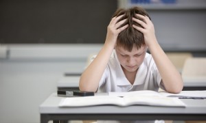 Die Angst vor dem Schulanfang ist real. Hier erfahren Sie, wie Sie Ihren Kindern dabei helfen können 