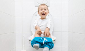 So trainieren Sie Ihr Kind nachts auf Töpfchen 
