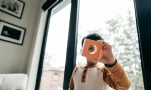 Wie Sie einem Elternteil sagen, dass Sie vermuten, dass sein Kind andere Bedürfnisse hat 