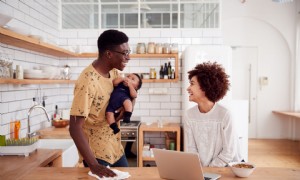 Wie Mütter die Elternlast teilen können – und warum es so wichtig ist, dass wir das tun 