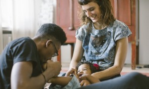 Eltern in Quarantäne teilen ihre besten Überlebensgeheimnisse 