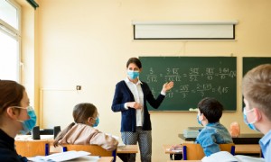 Die Lehrer sagen, dass sie ihr Testament vorbereiten, bevor sie wieder zur Schule gehen 