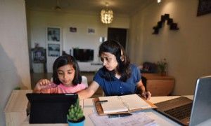 Diese neuen Fernunterrichtspläne sorgen bereits für Stress bei den Eltern 