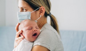 14 Mütter, die während der Pandemie Babys bekommen haben, teilen die besten und schlimmsten Teile 
