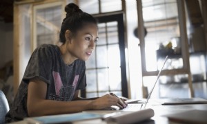 Was jede Pflegekraft über den Abschluss einer Krankenversicherung wissen muss 