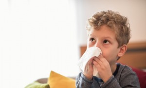 Kinder erkranken laut Studie häufiger bei gesellschaftlichen Zusammenkünften als in der Schule an COVID-19 