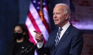Die ersten 100 Tage der Biden-Harris-Administration:Was Eltern und Betreuer erwarten können 