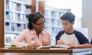 9 Möglichkeiten, Geld beim Nachhilfeunterricht zu sparen 