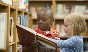 Die Schule steht vor einer Gegenreaktion, weil sie Eltern erlaubt hat, Kinder aus dem Lehrplan des Black History Month auszusteigen 