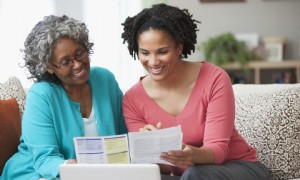 Konten für Pflegebedürftige:Der beste Weg, um Kosten für die Kinder- und Seniorenpflege zu sparen