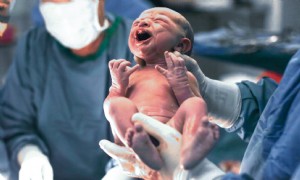 12 Geburtsvideos, die dich (wirklich) auf den großen Tag vorbereiten 