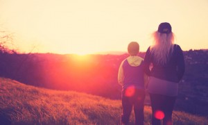 19 einfache Möglichkeiten, Kindern zu zeigen, dass Sie sie lieben 