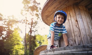 7 Ideen für Hindernisparcours für Kinder jeden Alters 