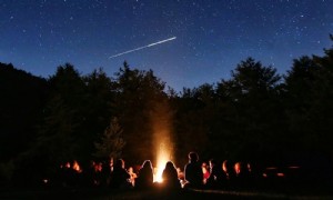 22 Lagerfeuergeschichten, um Kinder jeden Alters zu erschrecken und zu erfreuen 