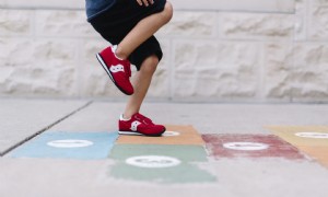 17 lustige Outdoor-Spiele, die Kinder lieben werden