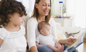 Befolgen Sie diese Checkliste für den ersten Arbeitstag Ihrer Nanny 