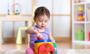 Die 10 besten Spielzeuge für 9 Monate alte Babys 