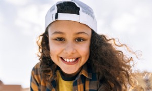 Warum manche Mädchen „Jungenklamotten“ tragen – und warum Eltern sich keine Sorgen machen sollten 