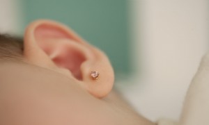 Stechen Kinderärzte in die Ohren? Ja, aber es kann schwierig sein, einen zu finden 