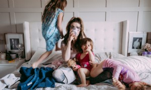 Der COVID-Rückfall:Wie Eltern laut Experten damit umgehen können 