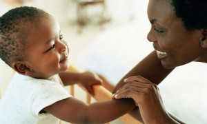 Tipps für den Transport Ihres Kleinkindes von der Krippe ins Bett 