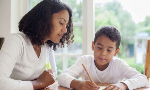 Wie Sie Ihre Disziplin als Eltern konsistent gestalten 