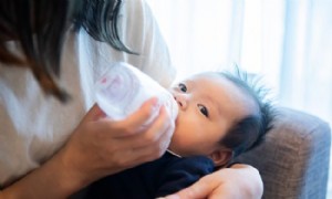 Die naturgetreuesten Flaschen für gestillte Babys 