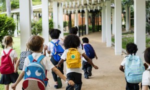 Ein Leitfaden für das Kindergartenalter für Eltern:Wann Kinder in die Schule kommen sollten 