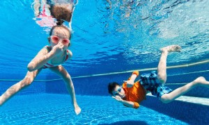 Eltern wissen nicht so viel über Wassersicherheit, wie sie denken