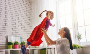 25 Möglichkeiten, das kreative Denken Ihres Kindes anzuregen 