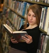 Sichere Wege, um Ihren Teenager dazu zu bringen, jeden Tag zu lesen 