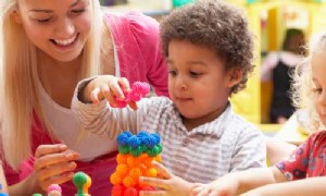 Entwicklungsspiel in der Schule:Spaß und wichtig für das Lernen! 