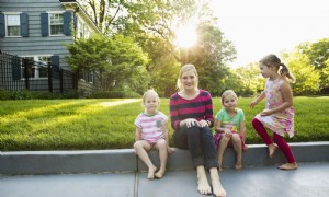 Sollten Sie Ihrer Nanny eine Gehaltserhöhung geben? 