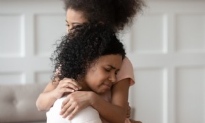 Trauern während der Elternschaft:8 Tipps zum Jonglieren mit Herzschmerz, Verlust und Kindererziehung 