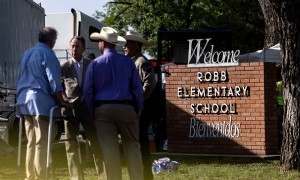 Schulschießerei in Texas:Wie man laut Experten nach einer Tragödie mit Kindern spricht 