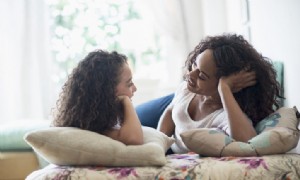 Wie – und wann – man mit Kindern über Gewicht und Fettleibigkeit sprechen sollte 